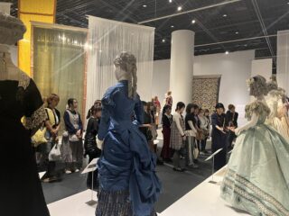【１年生】神戸ﾌｧｯｼｮﾝ美術館研修がありました