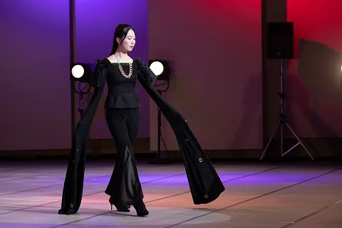 2026 FASHION FAIR 32